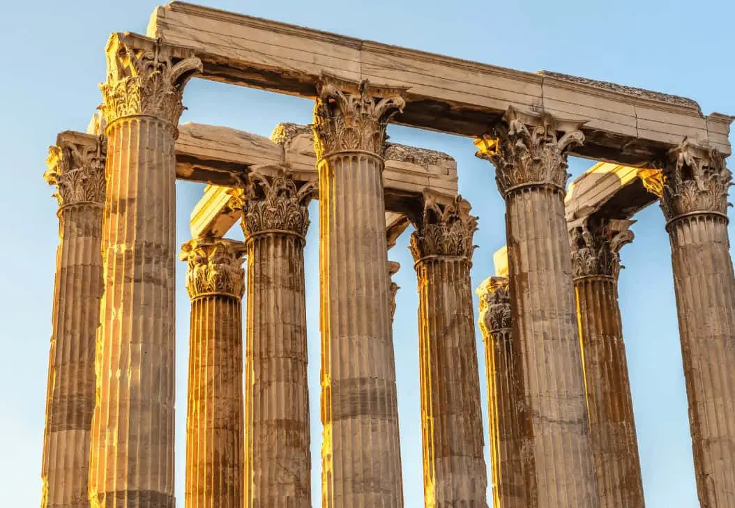 Ancient sites in Athens - Temple of olympian zeus